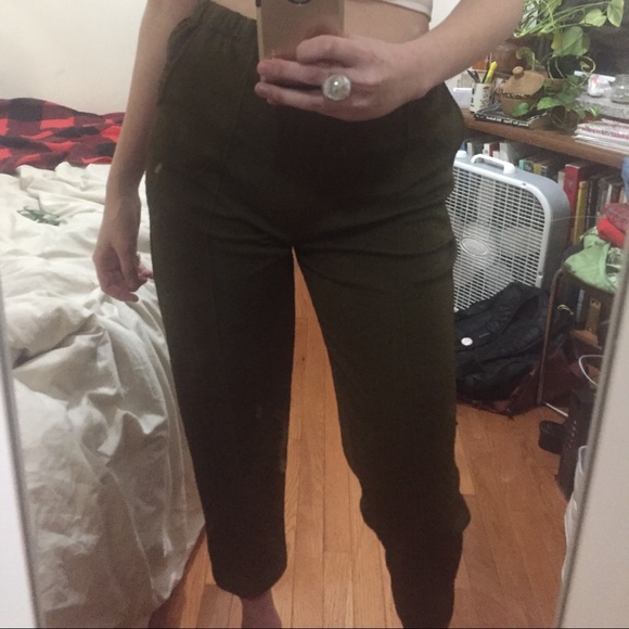Green tapered fabric pants - Picture 4 of 4